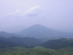 猫山(岩樋山より)