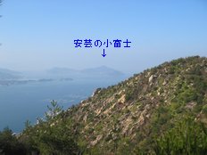 似島(烏帽子岩山より)